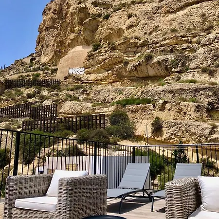 Apartment View 4 U - *